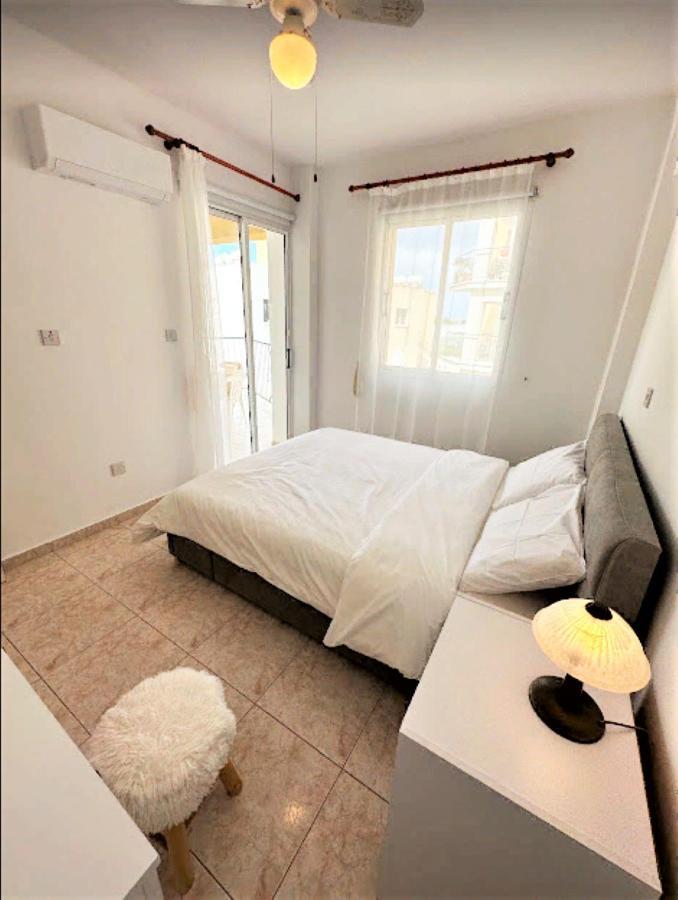 Galit House Lägenhet Paphos Exteriör bild