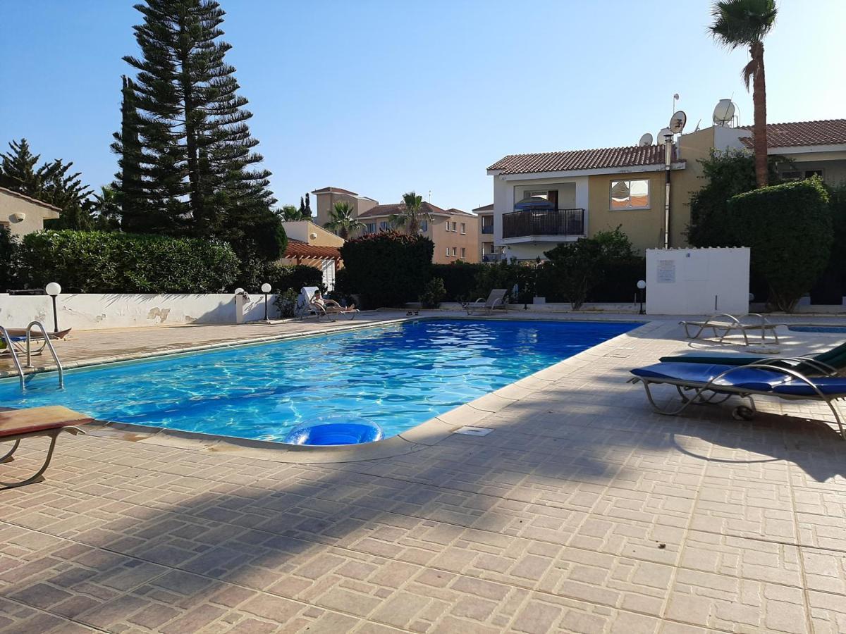 Galit House Lägenhet Paphos Exteriör bild