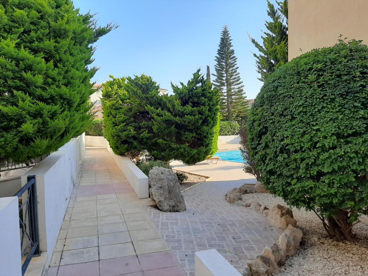Galit House Lägenhet Paphos Exteriör bild